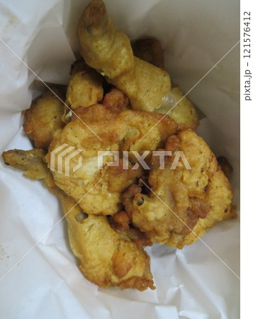 チキン チキン 121576412