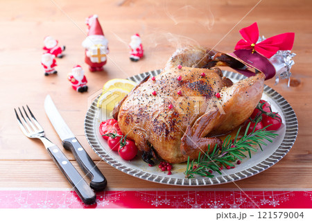 ローストチキン 鶏の丸焼き ローストチキン 鶏の丸焼き 121579004
