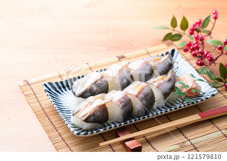 鮎寿司 天然物 （ 和歌山県 古座川産 天然アユ ） 郷土料理  121579810