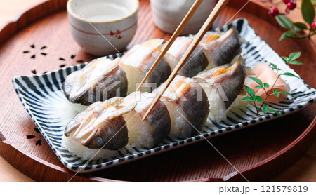 鮎寿司 天然物 （ 和歌山県 古座川産 天然アユ ） 郷土料理  121579819