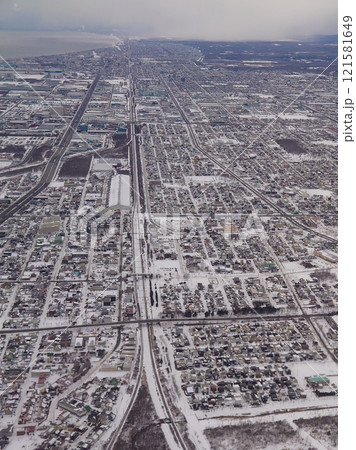 沼ノ端駅から延びる日本最長の鉄道直線区間 121581649