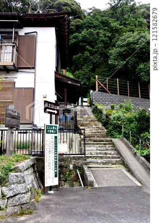 滋賀県野洲市　三上山裏登山道口 121582679