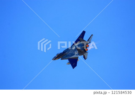 アフターバナー全開で『百里基地』の上空を機動飛行するF-15J アフターバナー全開で『百里基地』の上空を機動飛行するF-15J 121584530