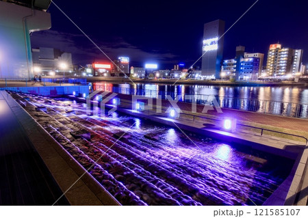 名古屋市、ささしまライブ24の親水広場 名古屋市、ささしまライブ24の親水広場 121585107