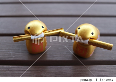 金蛇水神社の黄金蛇 121585663