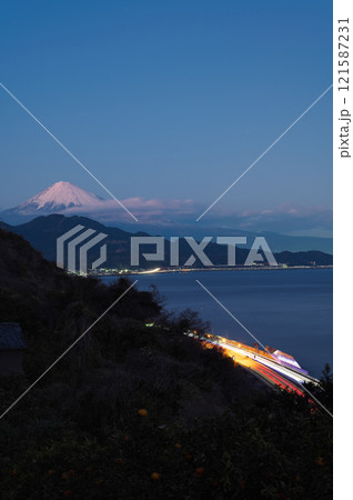薩埵峠から望む富士山 薩埵峠から望む富士山 121587231