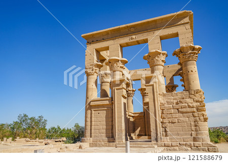 フィラエ神殿 121588679