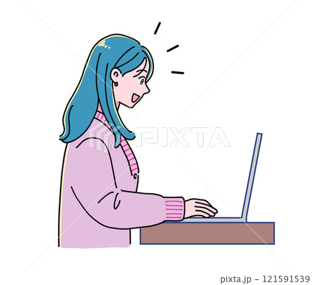 笑顔でノートパソコンを使う女性 笑顔でノートパソコンを使う女性 121591539