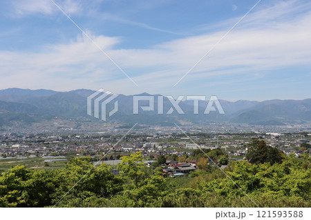 笛吹市の街並み（山梨県笛吹市） 121593588