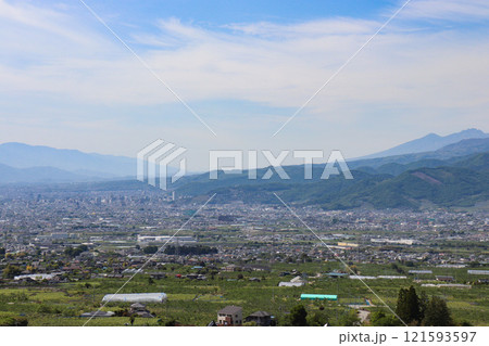 笛吹市の街並み（山梨県笛吹市） 121593597