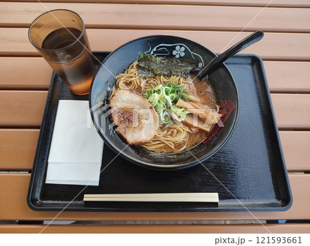 金澤濃厚豚骨ラーメン神仙　豚骨ラーメン 121593661