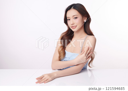 Beautiful young asian woman with clean fresh skin on white background, Face care, Facial treatment, Cosmetology, beauty and spa, Asian women portrait. 121594685