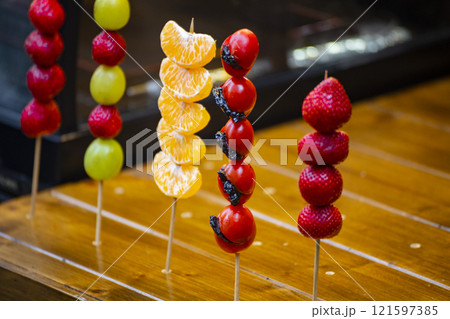 りんご飴 林檎飴 りんごアメ 121597385