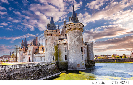 Castle of Sully sur loire near Orleans, Loire valley, France Castle of Sully sur loire near Orleans, Loire valley, France 121598271