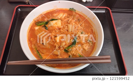 日高屋の期間限定メニュー「チゲ味噌ラーメン」 121599452