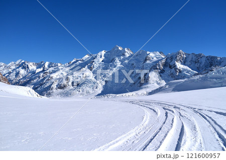 ニュージーランド最高峰　Mt.Cook 121600957