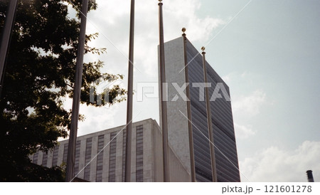 古写真 1982年9月 ニューヨーク マンハッタンの国連本部ビル 古写真 1982年9月 ニューヨーク マンハッタンの国連本部ビル 121601278