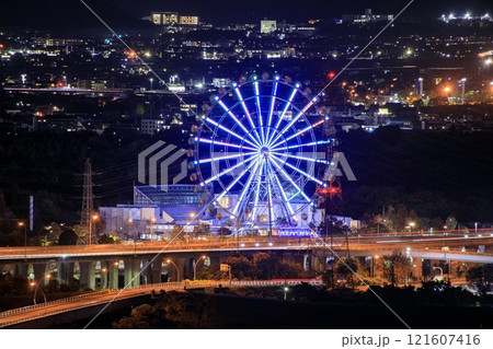 各務原市、河川環境楽園オアシスパークの夜景 121607416