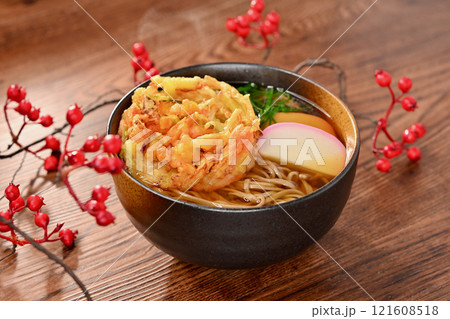 天ぷら蕎麦、天ぷらそば、てんぷら蕎麦、天麩羅そば、野菜かき揚げ、かき揚げ、年越しそば。 121608518
