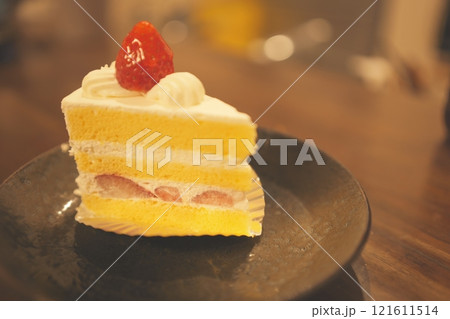 お家デザートのショートケーキ 121611514