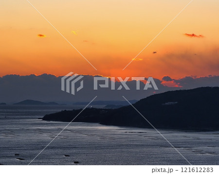 万葉の岬から見る播磨灘の夕景 121612283