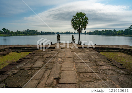 王の沐浴場　カンボジア　スラ・スラン 121613631