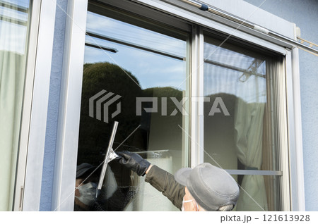 専門業者によるガラスクリーニング 121613928