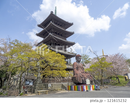 春の八事興正寺 121615232