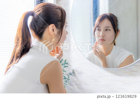 若い女性、ビューティーイメージ 121619829