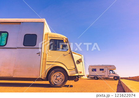 Vintage caravan camping on coast Vintage caravan camping on coast 121622074