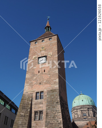 Weisser Turm white tower in Nuernberg 121626038