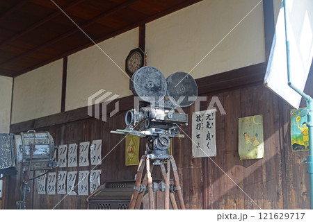 小豆島二十四の瞳映画村田浦分校の教室-1 121629717