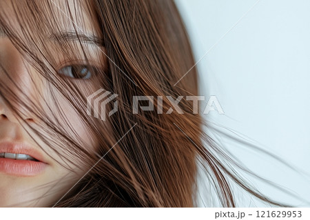 茶髪の美しい女性「AI生成画像」 121629953
