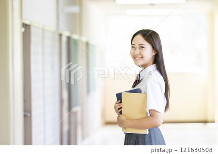 女子高生のポートレート カメラ目線 女子高生のポートレート カメラ目線 121630508