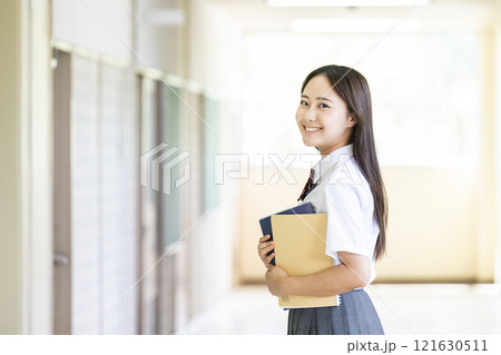 女子高生のポートレート カメラ目線 女子高生のポートレート カメラ目線 121630511