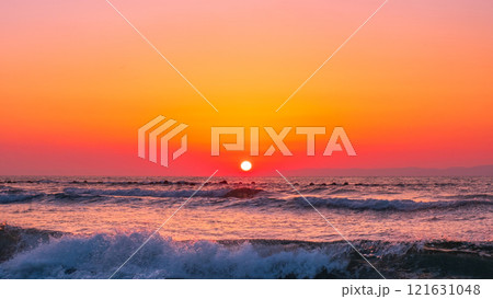 角田浜の夕暮れ 121631048