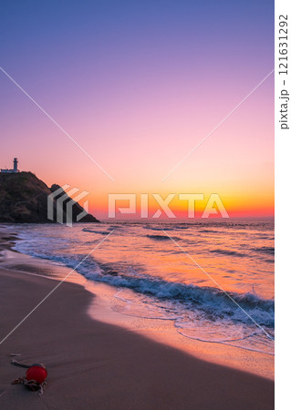 角田浜の夕暮れ 121631292