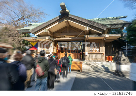 東郷神社の初詣で 121632749