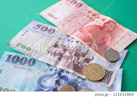 台湾の通貨 お札 現金 121632869