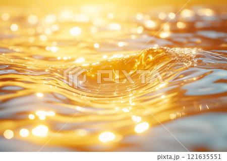 ゴールドの液体が波打つ琥珀色のイメージ 121635551