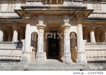 インド 世界遺産ラージャスターンの丘陵城塞群 クンバルガル城 インド 世界遺産ラージャスターンの丘陵城塞群 クンバルガル城 121637608