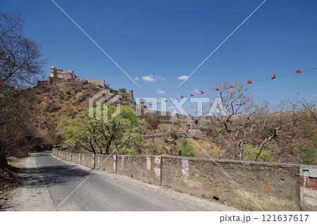 インド 世界遺産ラージャスターンの丘陵城塞群 クンバルガル城 インド 世界遺産ラージャスターンの丘陵城塞群 クンバルガル城 121637617