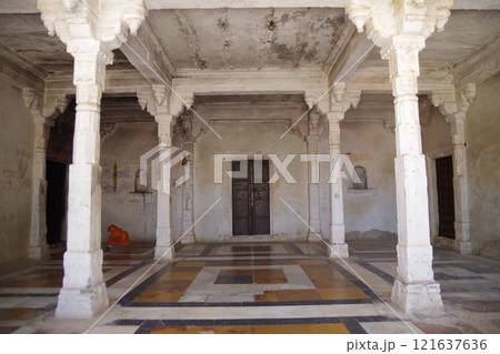 インド 世界遺産ラージャスターンの丘陵城塞群 クンバルガル城 インド 世界遺産ラージャスターンの丘陵城塞群 クンバルガル城 121637636