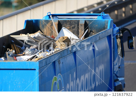 産業廃棄物収集運搬車 121637922