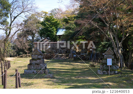 〈島根県〉月山富田城 勝日高守神社 〈島根県〉月山富田城 勝日高守神社 121640053