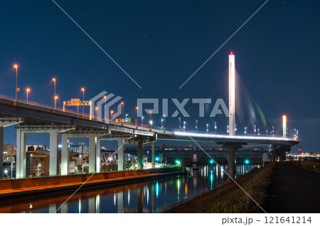 「東京都」首都高速中央環状線　かつしかハープ橋　夜景 121641214