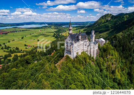Neuschwanstein Castle Bavarian Alps Germany Neuschwanstein Castle Bavarian Alps Germany 121644070