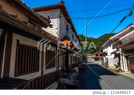 【重要伝統的建築物群保存地区】津和野　山根丁通りの風景　島根県鹿足郡津和野町 121646013