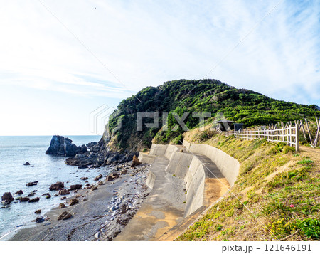 神島・ニワの浜（三重県鳥羽市） 121646191
