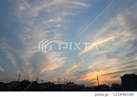 色々な表情を見せる6月の空 色々な表情を見せる6月の空 121646506